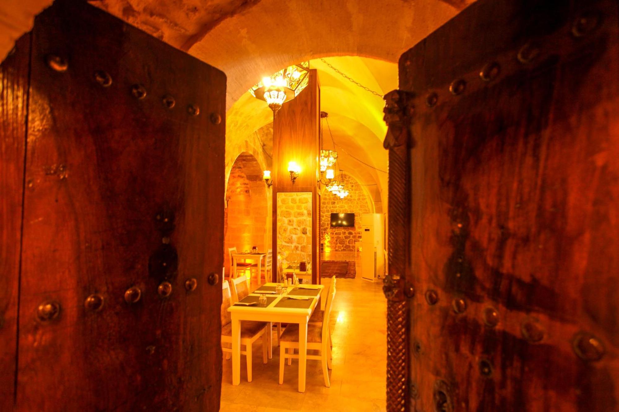 Tuğhan Hotel Mardin Bagian luar foto