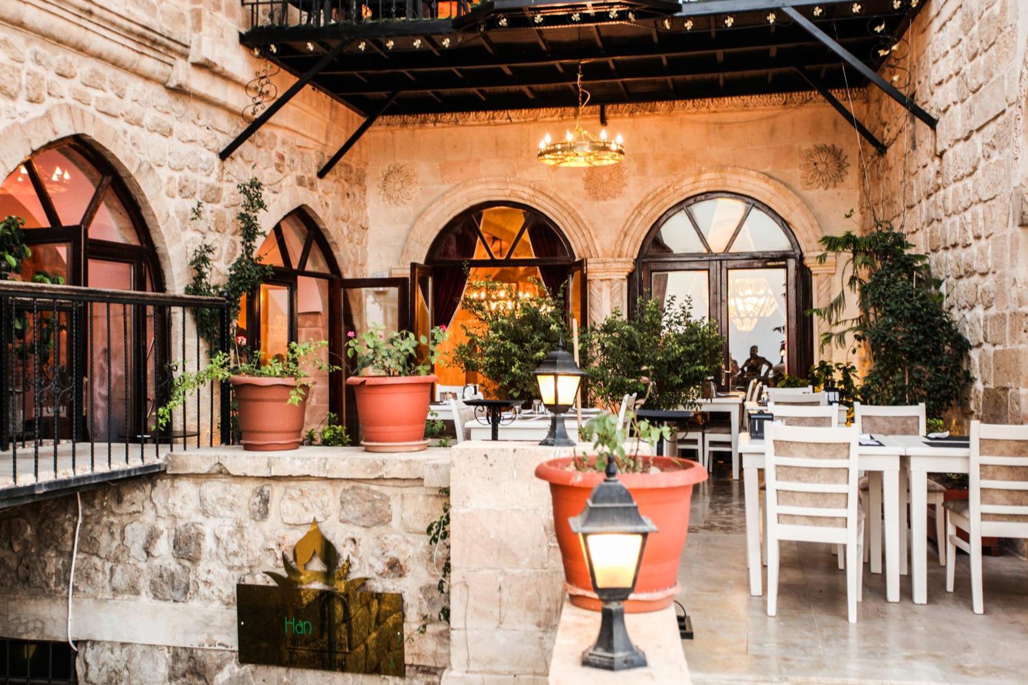 Tuğhan Hotel Mardin Bagian luar foto