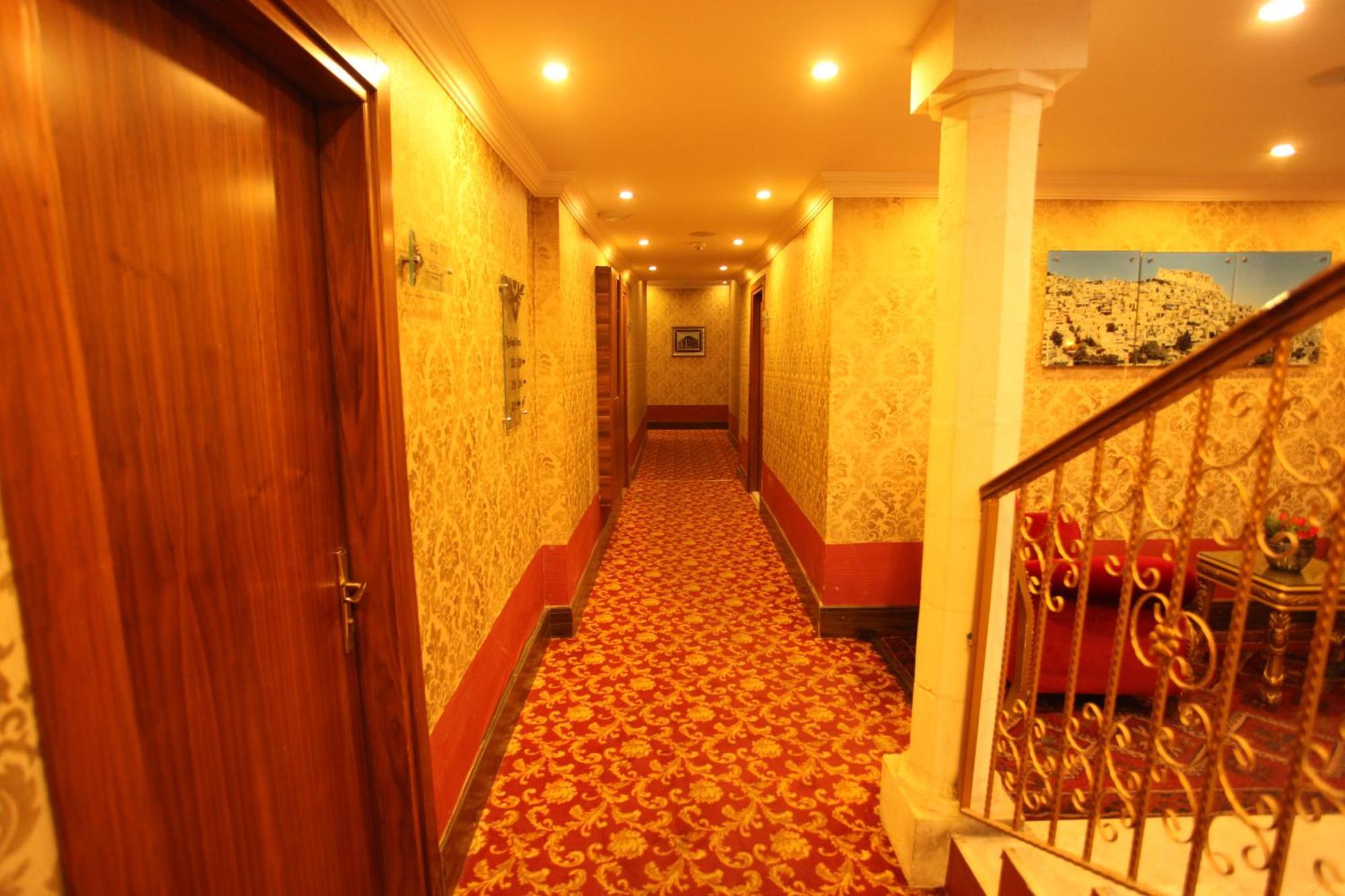 Tuğhan Hotel Mardin Bagian luar foto