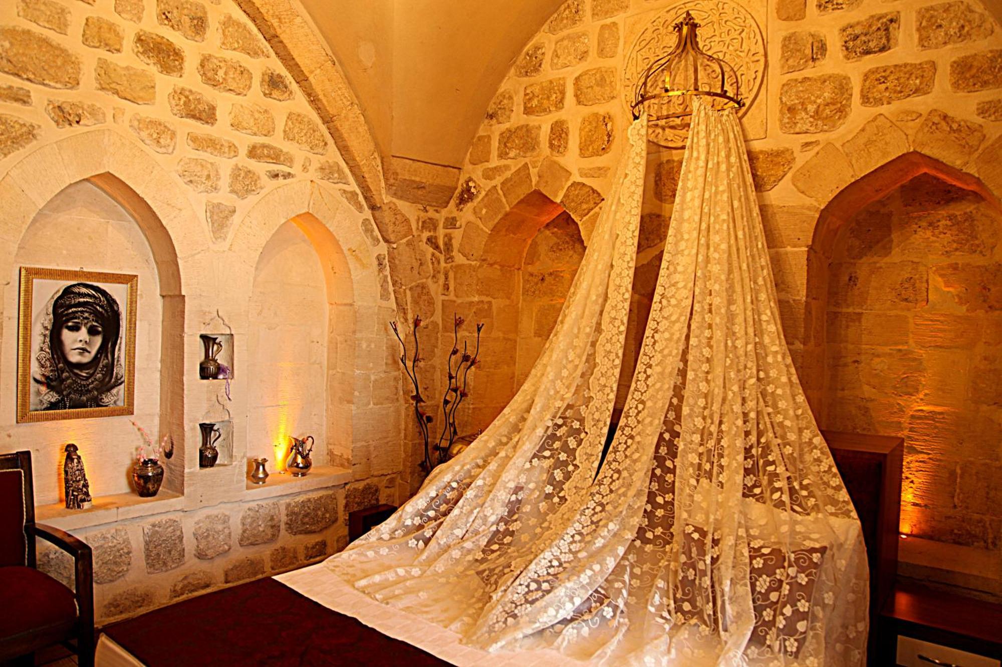 Tuğhan Hotel Mardin Bagian luar foto