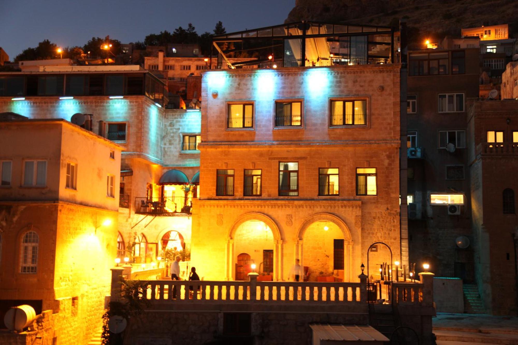 Tuğhan Hotel Mardin Bagian luar foto